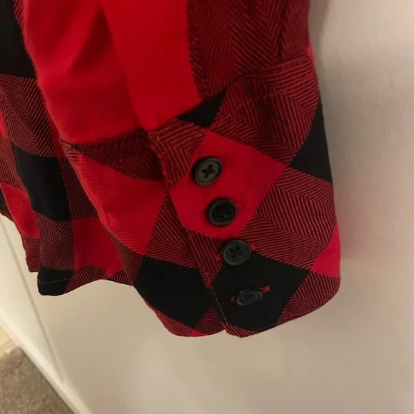Cato Red and Black Buffalo Plaid  Long Sleeve Button Down Shirt - Picture 6 of 7